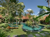 Villa Des Indes I, Pool and Garden